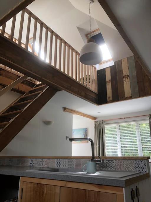 Cosy Rustic Annex In Quiet Cornwall Village Saint Wenn Esterno foto