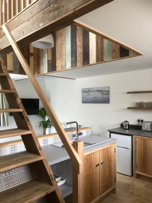 Cosy Rustic Annex In Quiet Cornwall Village Saint Wenn Esterno foto