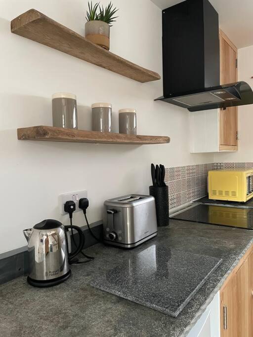 Cosy Rustic Annex In Quiet Cornwall Village Saint Wenn Esterno foto